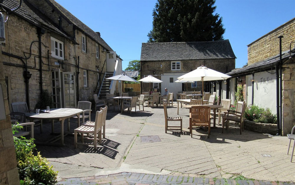 The Bell Inn Moreton-in-Marsh Exterior photo